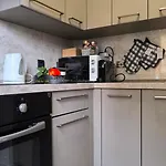 Апартаменты Leona's Paradise