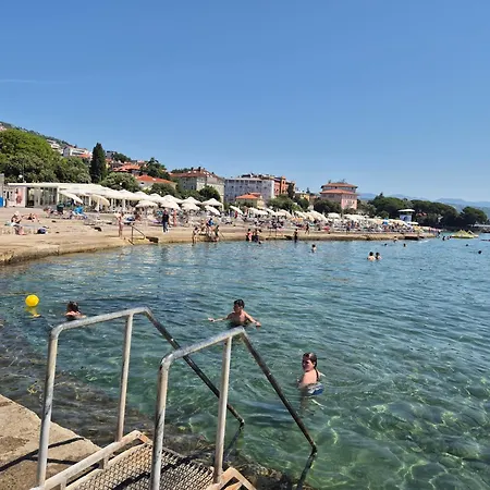 Leona's Paradise Opatija