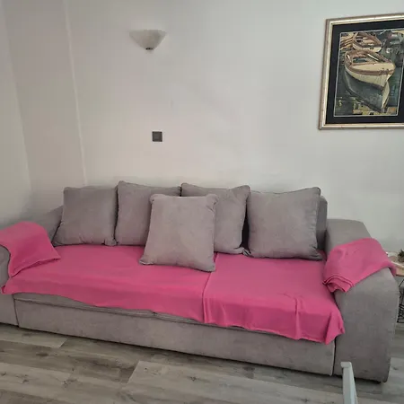 Leona's Paradise オパティヤ