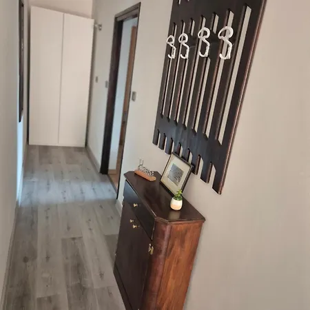 Leona's Paradise Lägenhet